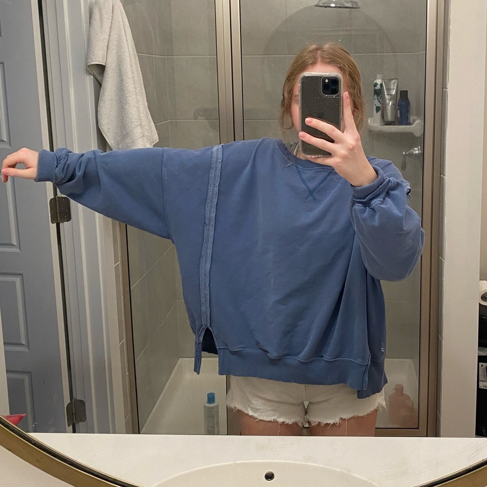 american eagle blue sweatshirt
